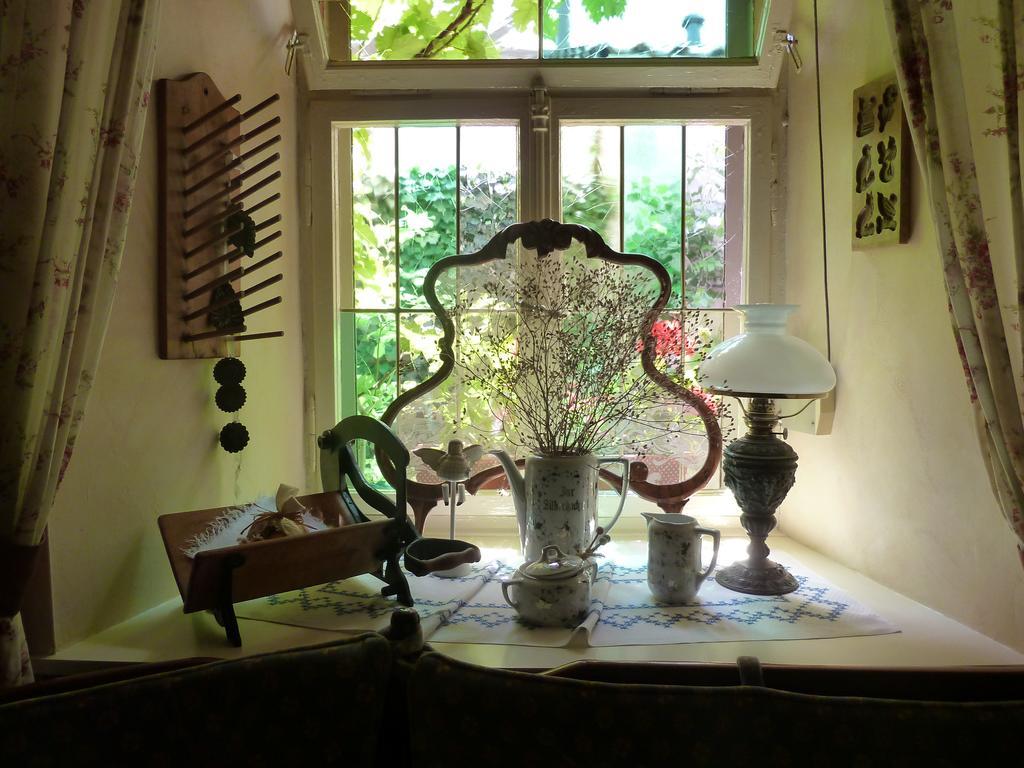 Alte Weinstuben Steinfelder Hof Garni Bed & Breakfast Ellenz-Poltersdorf Luaran gambar
