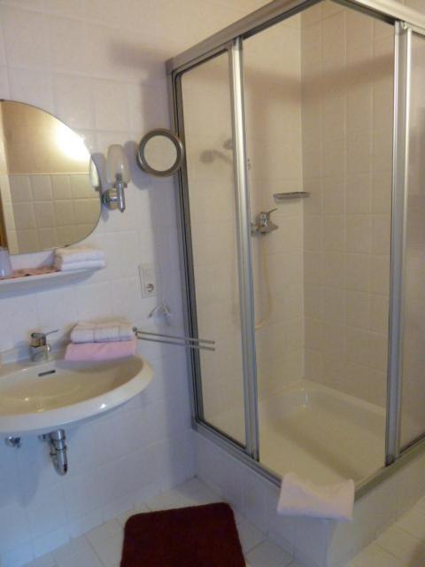 Alte Weinstuben Steinfelder Hof Garni Bed & Breakfast Ellenz-Poltersdorf Bilik gambar