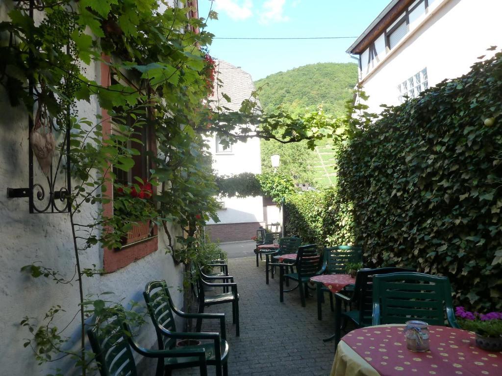 Alte Weinstuben Steinfelder Hof Garni Bed & Breakfast Ellenz-Poltersdorf Luaran gambar
