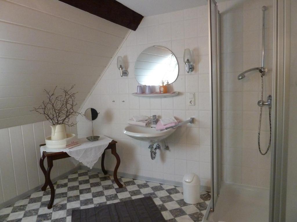 Alte Weinstuben Steinfelder Hof Garni Bed & Breakfast Ellenz-Poltersdorf Bilik gambar